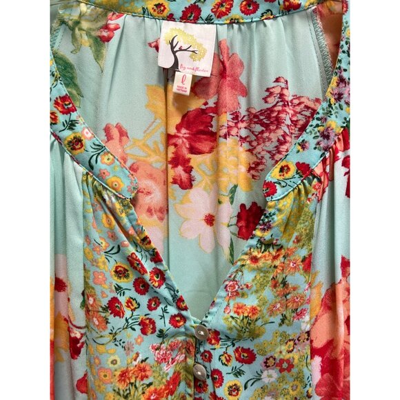 Fig and Flowers Bohemian Floral Print Tunic Top With 3/4 Sleeves & Button Accent - Picture 7 of 7